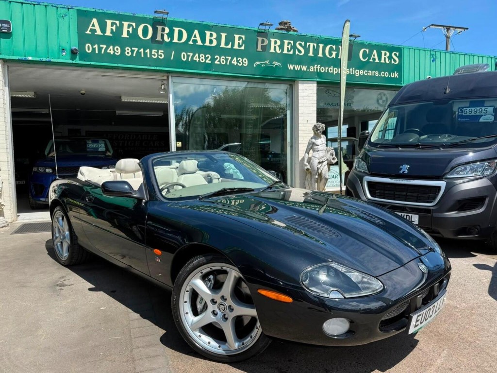 2003 Jaguar XKR
