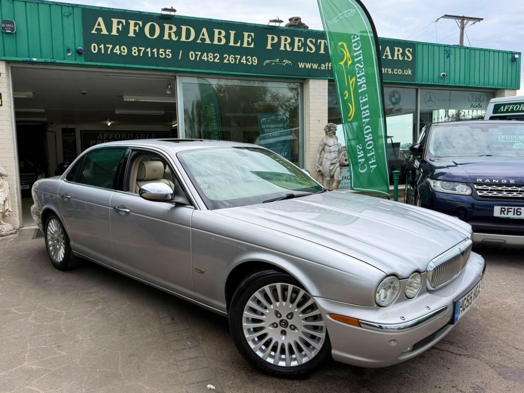 2005 Daimler Super Eight
